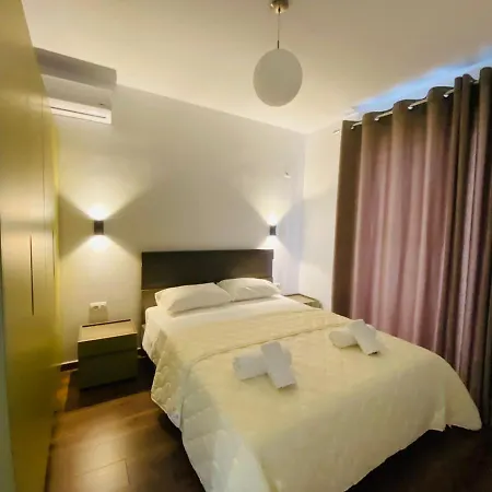 Sunnyholidays 아파트 *