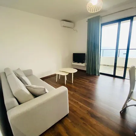 Sunnyholidays Sarandë