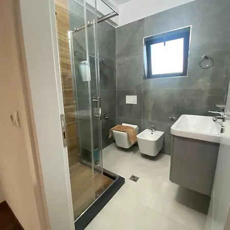 Daire Sunnyholidays Saranda