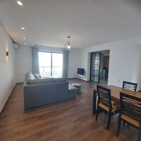 Sunnyholidays Sarandë