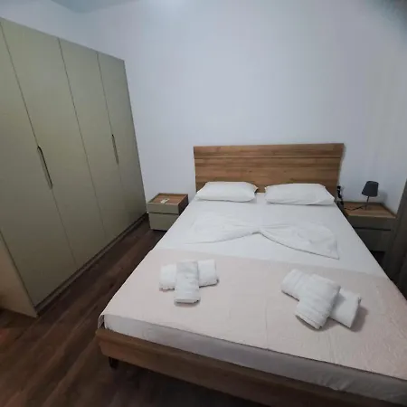 Sunnyholidays 아파트 Sarandë