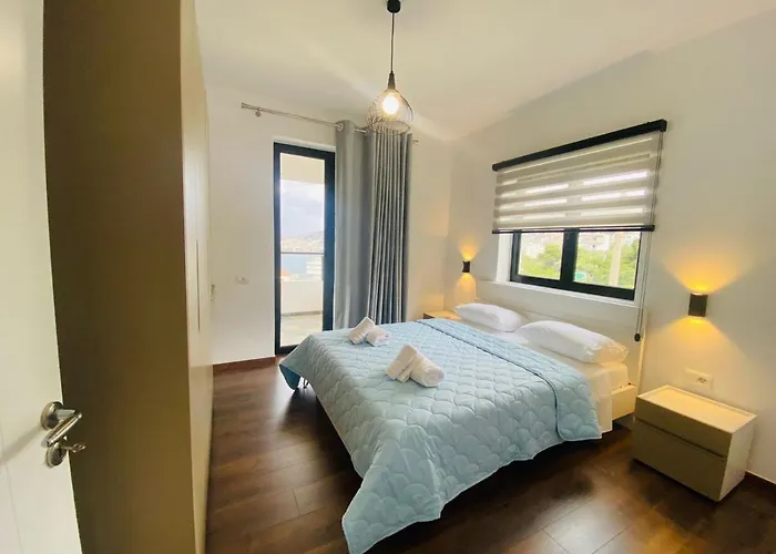 Sunnyholidays Appartamento Sarandë