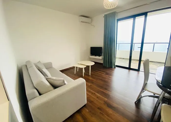 Sunnyholidays Sarandë