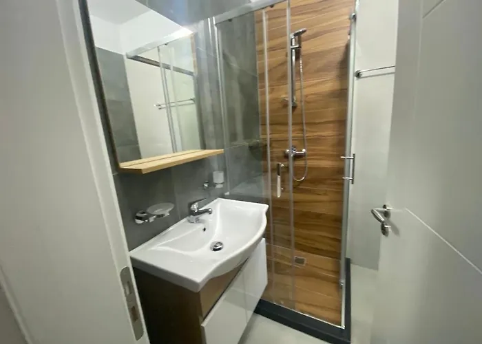 Sunnyholidays Appartamento Sarandë
